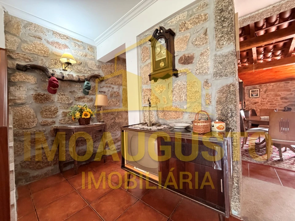 Moradia T3 para Venda em Aldeia do Bispo Foto 14