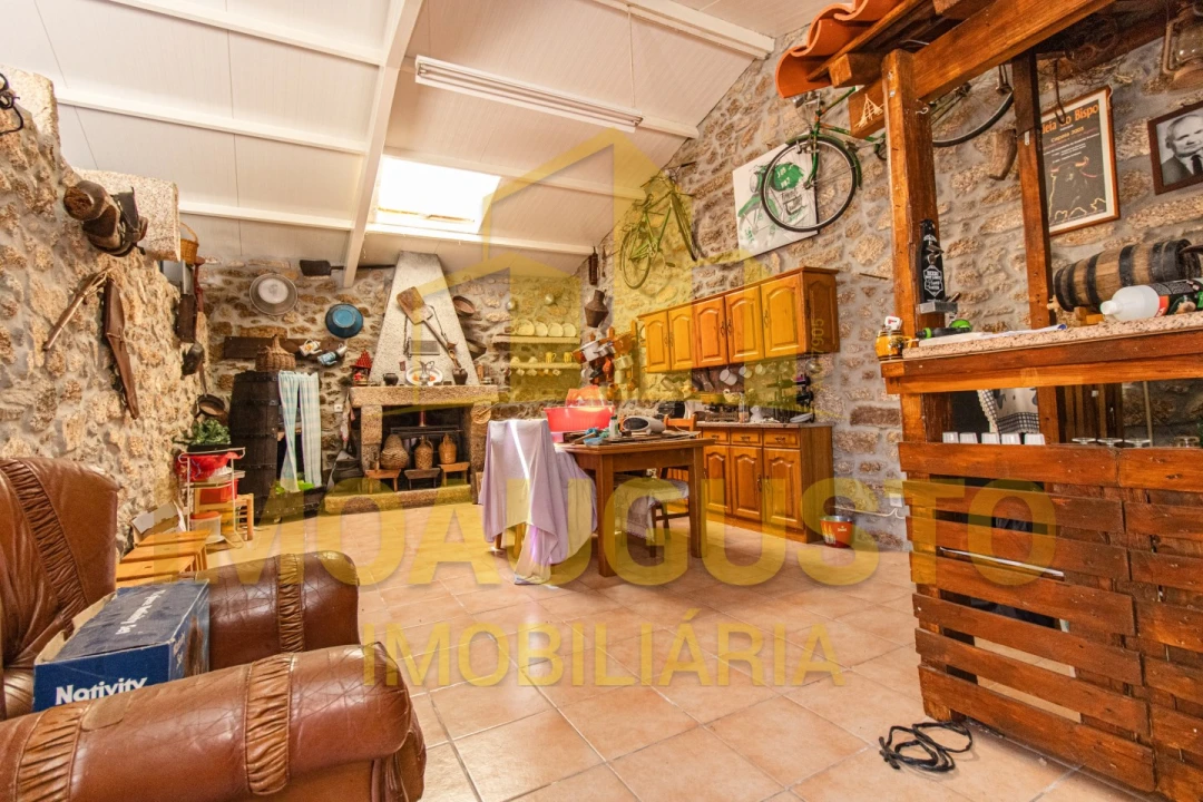 Moradia T3 para Venda em Aldeia do Bispo Foto 20