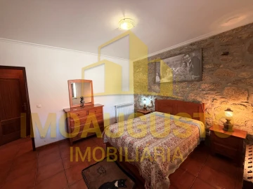 Moradia T3 para Venda em Aldeia do Bispo