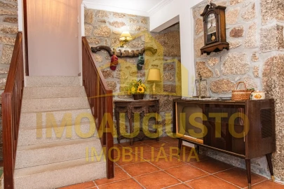 Moradia T3 para Venda em Aldeia do Bispo