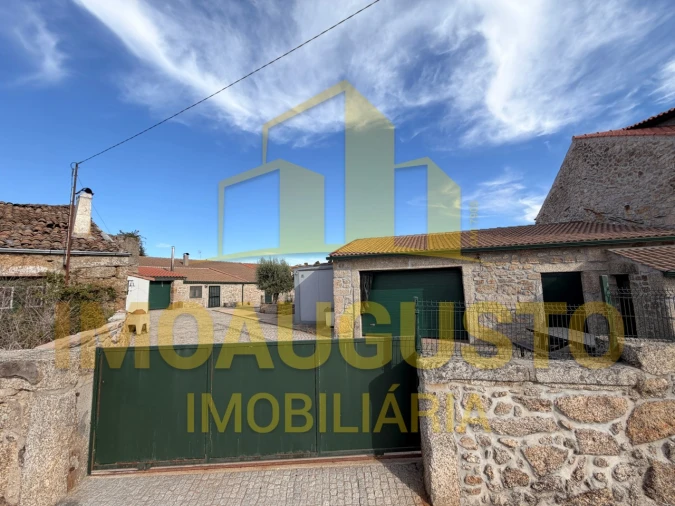 Moradia T3 para Venda em Aldeia do Bispo Foto 2
