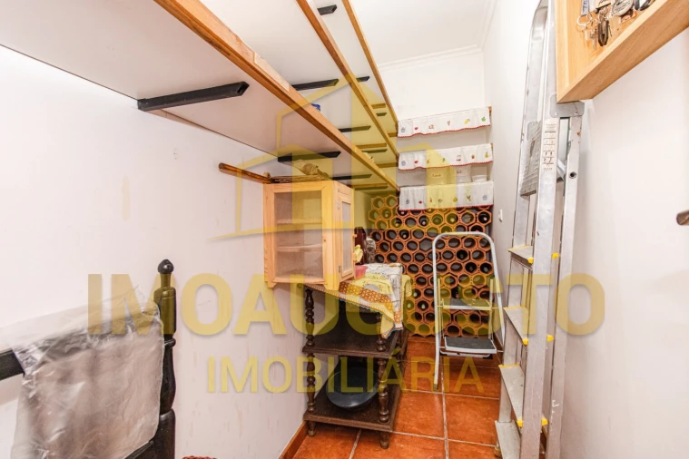 Moradia T3 para Venda em Aldeia do Bispo Foto 17