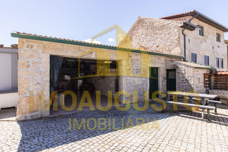 Moradia T3 para Venda em Aldeia do Bispo Foto 28