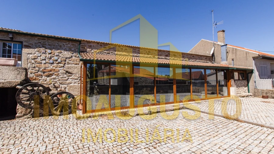 Moradia T3 para Venda em Aldeia do Bispo