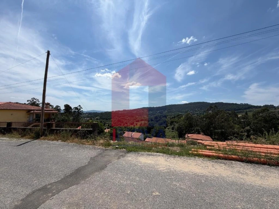 Moradia T3 para Venda em Escariz (São Mamede) e Escariz (São Martinho) Foto 16