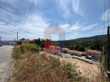Moradia T3 para Venda em Escariz (São Mamede) e Escariz (São Martinho)