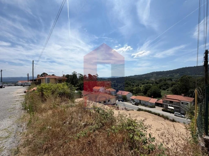 Moradia T3 para Venda em Escariz (São Mamede) e Escariz (São Martinho) Foto 18
