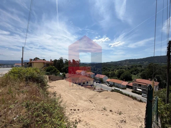 Moradia T3 para Venda em Escariz (São Mamede) e Escariz (São Martinho) Foto 11