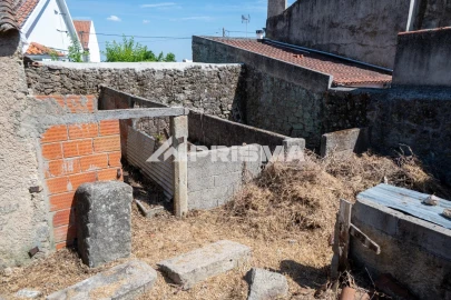Moradia T5 para Venda em Escalos de Cima e Lousa