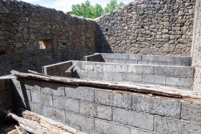 Moradia T5 para Venda em Escalos de Cima e Lousa