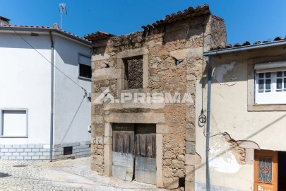 Moradia T5 para Venda em Escalos de Cima e Lousa