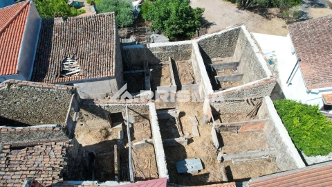 Moradia T5 para Venda em Escalos de Cima e Lousa