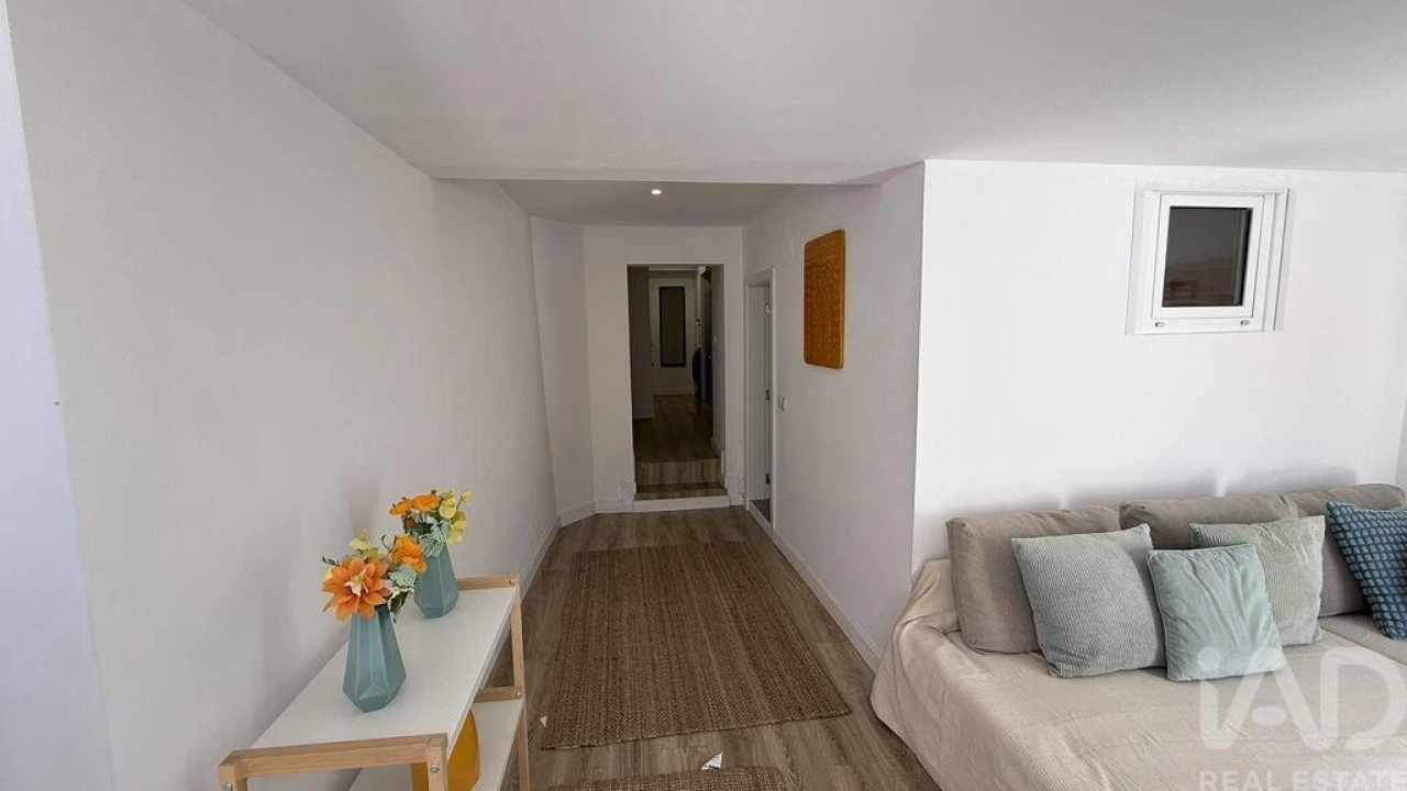 Apartamento T1 para Venda em São Vicente Foto 4