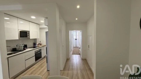 Apartamento T1 para Venda em São Vicente