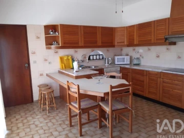 Moradia T6 para Venda em Guia