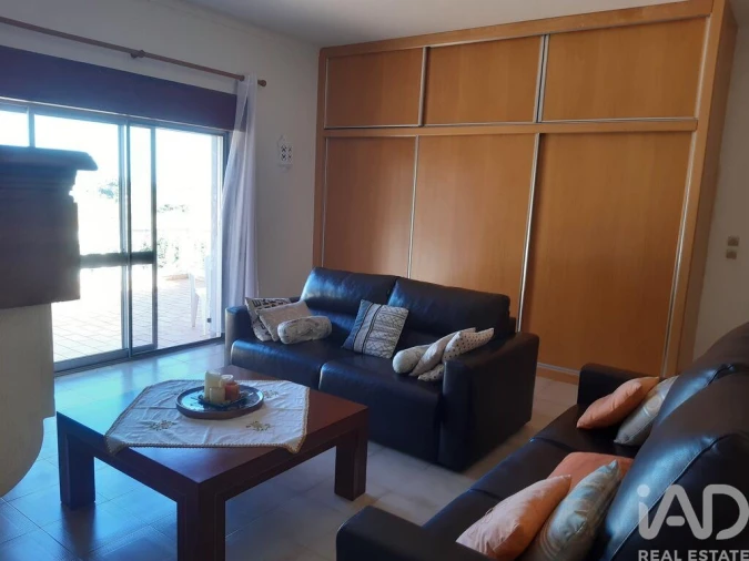 Moradia T6 para Venda em Guia Foto 13