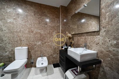 Apartamento T2 para Venda em Retorta e Tougues