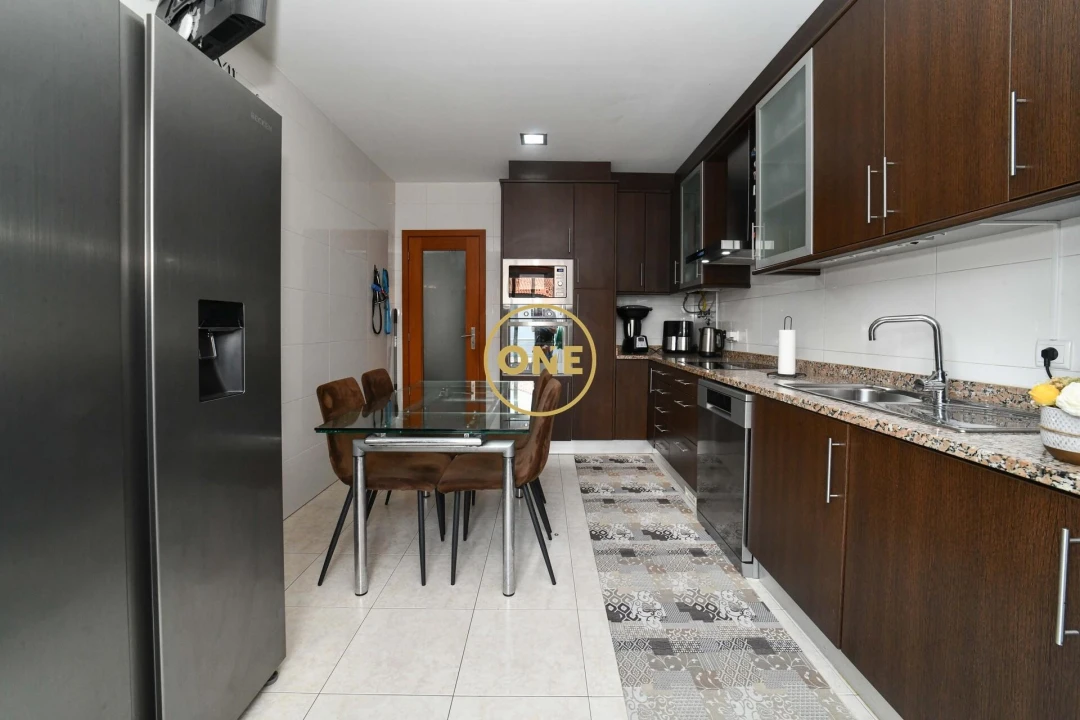 Apartamento T2 para Venda em Retorta e Tougues Foto 24