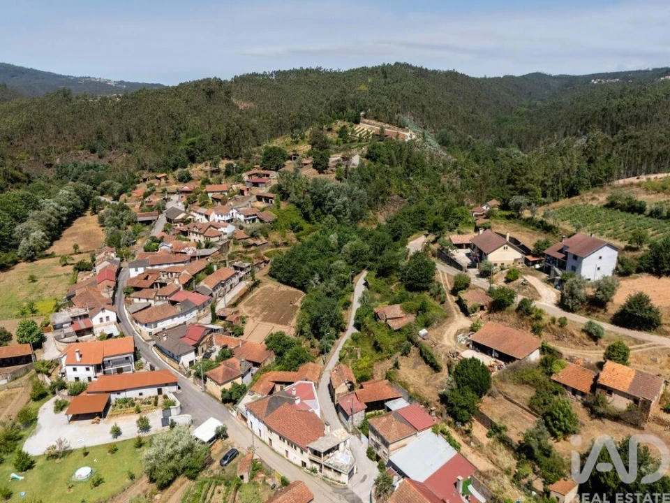 Moradia T4 para Venda em Marmeleira Foto 31