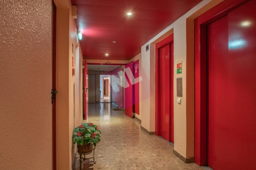Apartamento T2 para Arrendamento em Areeiro Foto 1