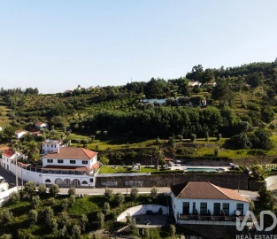 Negócio para Venda em Cerdeira e Moura da Serra