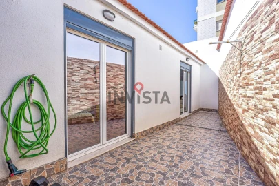 Moradia T3 para Venda em Alverca do Ribatejo e Sobralinho