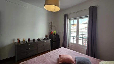 Moradia T3 para Venda em Nossa Senhora da Vila, Nossa Senhora do Bispo e Silveiras