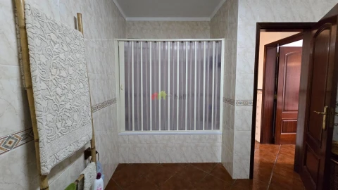 Moradia T3 para Venda em Nossa Senhora da Vila, Nossa Senhora do Bispo e Silveiras