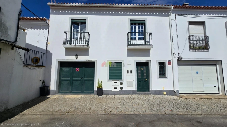 Moradia T3 para Venda em Nossa Senhora da Vila, Nossa Senhora do Bispo e Silveiras