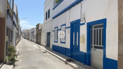 Moradia T1 para Arrendamento em Moncarapacho e Fuseta