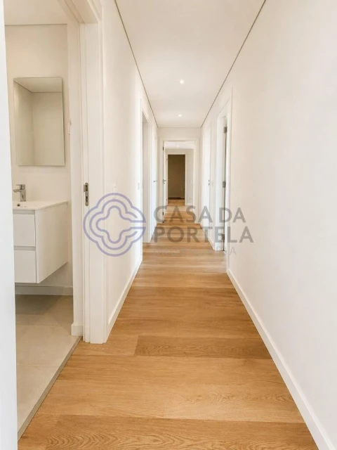Apartamento T3 para Venda em Algés, Linda-A-Velha e Cruz Quebrada-Dafundo