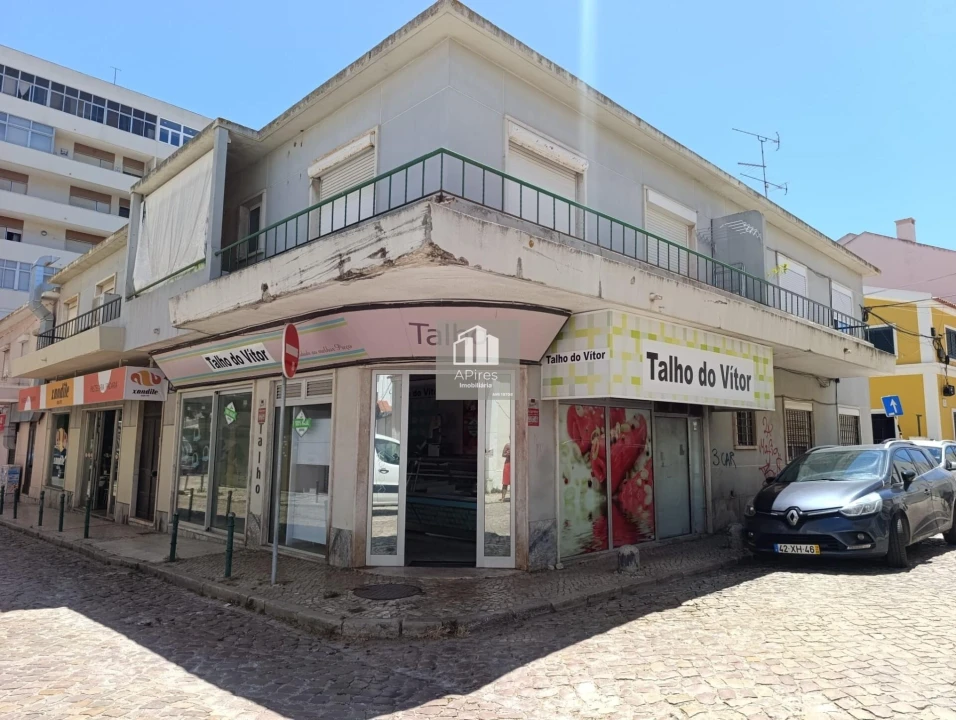 Loja para Trespasse em Costa da Caparica Foto 3