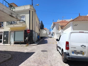 Loja para Trespasse em Costa da Caparica