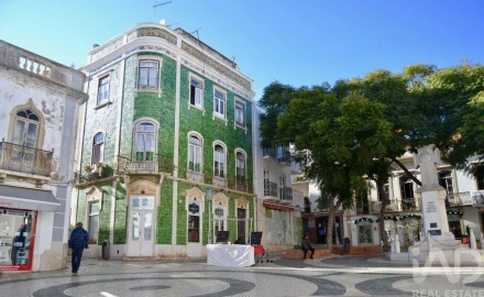 Loja para Venda em Lagos (São Sebastião e Santa Maria)