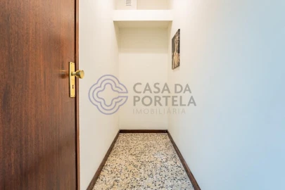 Apartamento T4 para Venda em O. Azeméis, Riba-Ul, Ul, Macinhata Seixa, Madail