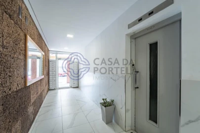 Apartamento T4 para Venda em O. Azeméis, Riba-Ul, Ul, Macinhata Seixa, Madail