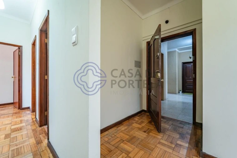 Apartamento T4 para Venda em O. Azeméis, Riba-Ul, Ul, Macinhata Seixa, Madail Foto 4