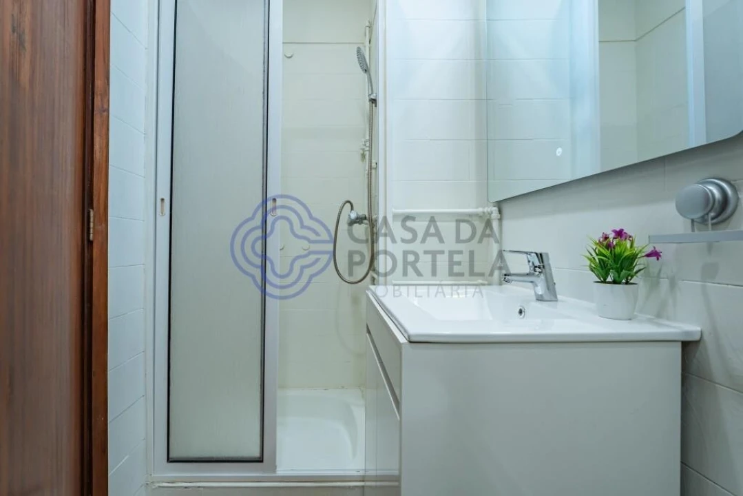 Apartamento T4 para Venda em O. Azeméis, Riba-Ul, Ul, Macinhata Seixa, Madail Foto 17