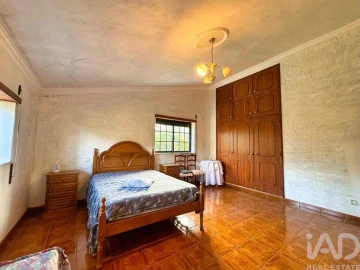 Moradia T4 para Arrendamento em Pombal