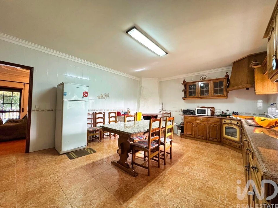 Moradia T4 para Arrendamento em Pombal Foto 8