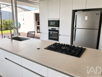 Moradia T6 para Venda em São João das Lampas e Terrugem