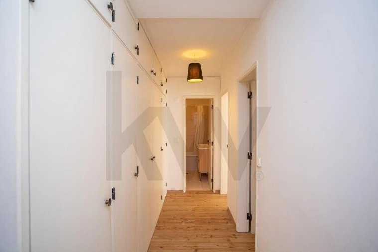 Apartamento T2 para Arrendamento em Algés, Linda-A-Velha e Cruz Quebrada-Dafundo Foto 10