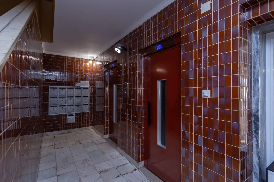 Apartamento T2 para Arrendamento em Algés, Linda-A-Velha e Cruz Quebrada-Dafundo Foto 26