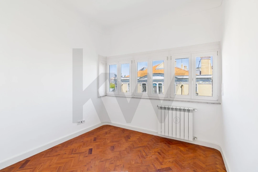 Apartamento T4 para Arrendamento em Avenidas Novas Foto 9