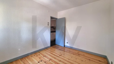 Apartamento T3 para Arrendamento em Requeixo, Nossa Senhora de Fátima e Nariz
