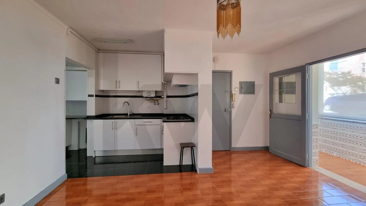Apartamento T3 para Arrendamento em Requeixo, Nossa Senhora de Fátima e Nariz Foto 9