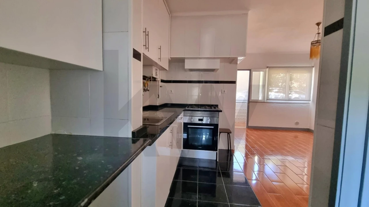 Apartamento T3 para Arrendamento em Requeixo, Nossa Senhora de Fátima e Nariz Foto 22