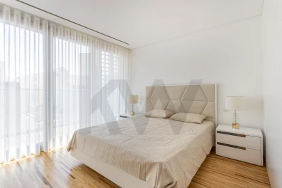 Apartamento T3 para Arrendamento em Avenidas Novas