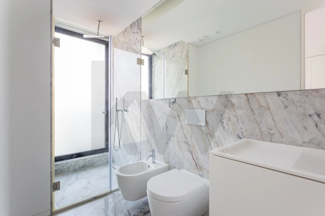 Apartamento T3 para Arrendamento em Avenidas Novas Foto 15