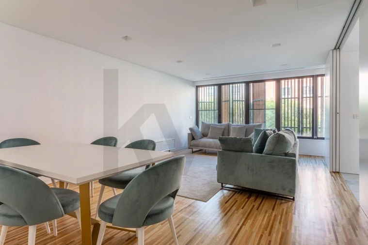 Apartamento T3 para Arrendamento em Avenidas Novas Foto 3